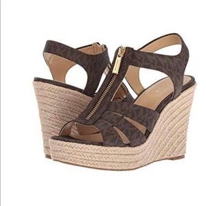 Michael Kors Berkley Wedge Sandal Signature MK Print - Size 9